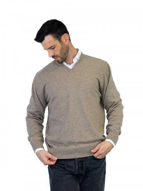 Knit v-neck classic